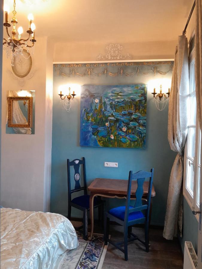 Penthouse En Bleu Royal Apartment Vinca Exterior foto